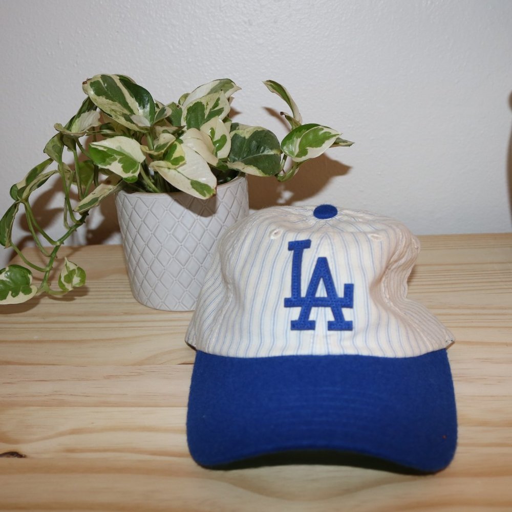 LA hat